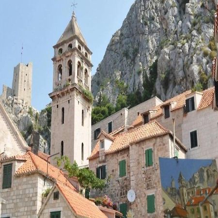 Sandy Beach Apartment Omiš Buitenkant foto