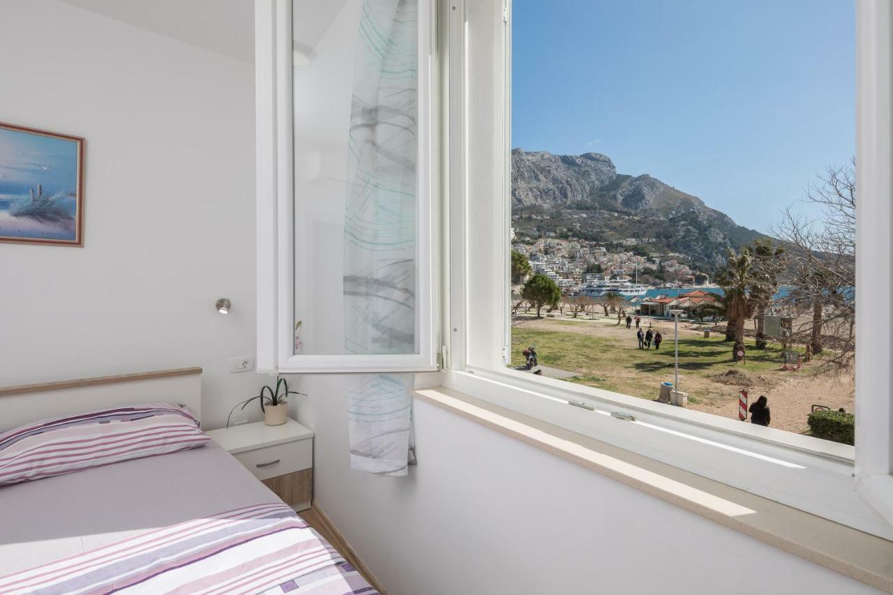 Sandy Beach Apartment Omiš Buitenkant foto