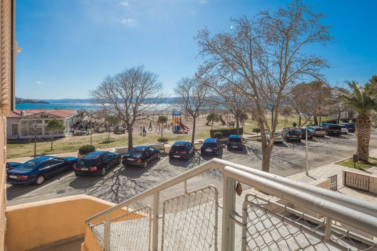 Sandy Beach Apartment Omiš Buitenkant foto